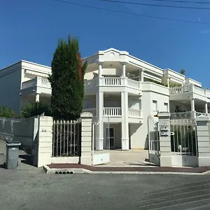 Palais Venitien In Fabron Appartement